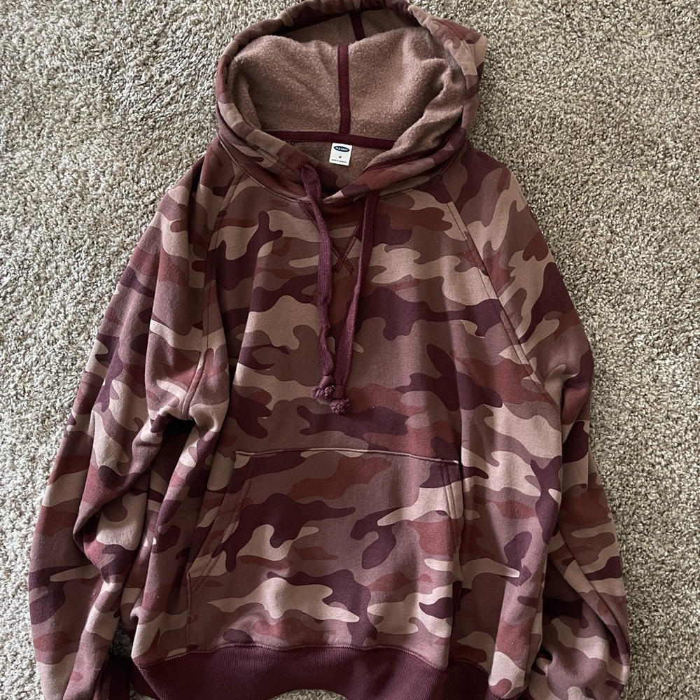 maroon camo hoodie